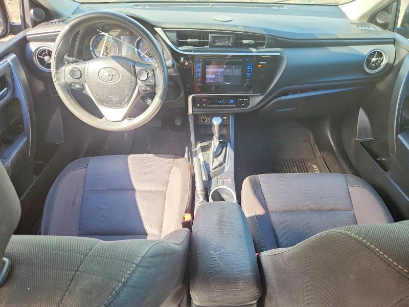 69554296 :رقم المزاد ، 2T1BURHE9HC953227 vin ، 2017 Toyota Corolla مزاد بيع