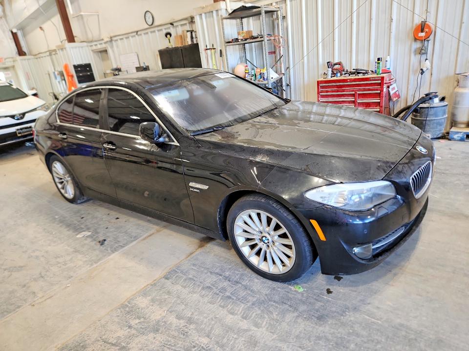 70531336 :رقم المزاد ، WBAFU7C5XBC777640 vin ، 2011 Bmw 535 مزاد بيع