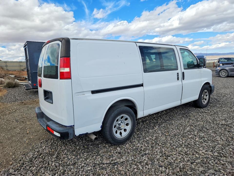 70753916 :رقم المزاد ، 1GCSGAFX5E1169317 vin ، 2014 Chevrolet Express G1500 مزاد بيع