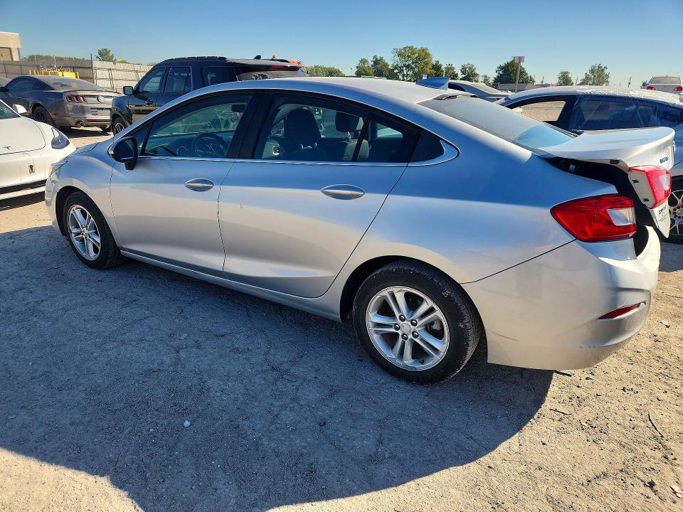 2017 Chevrolet Cruze მანქანა იყიდება აუქციონზე, vin: 1G1BE5SM0H7237882, აუქციონის ნომერი: 70848436