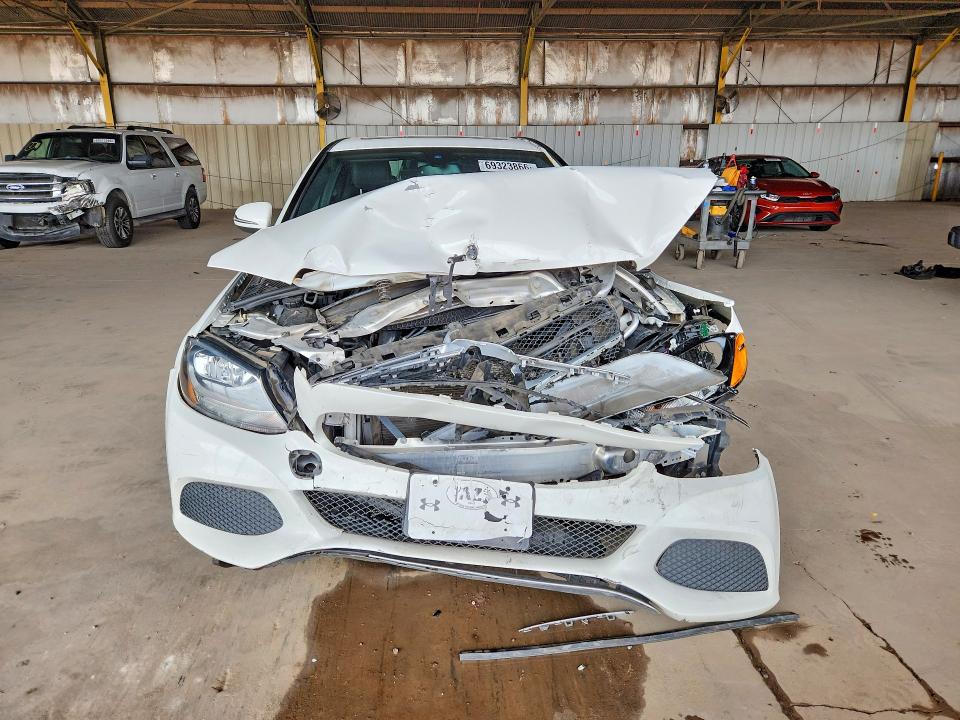Продажа на аукционе авто 2018 Mercedes-benz C, vin: 55SWF4JB7JU273292, номер лота: 69323866