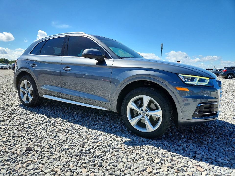 67820886 :رقم المزاد ، WA1BNAFY6L2007714 vin ، 2020 Audi Q5 مزاد بيع