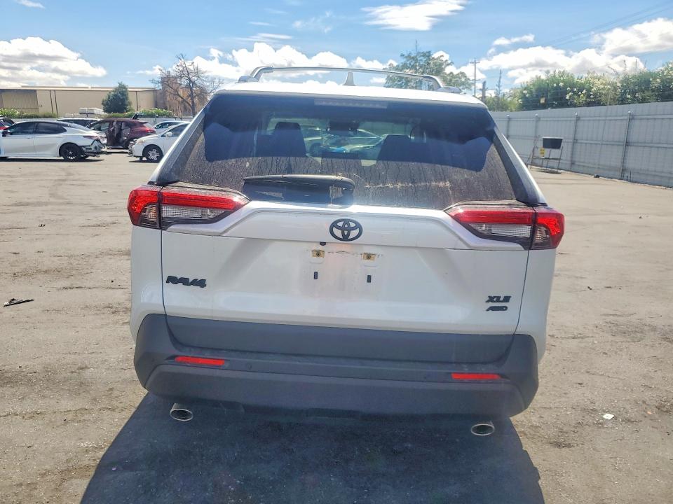 2025 Toyota Rav4 მანქანა იყიდება აუქციონზე, vin: JTMA1RFV1SJ044868, აუქციონის ნომერი: 67728626
