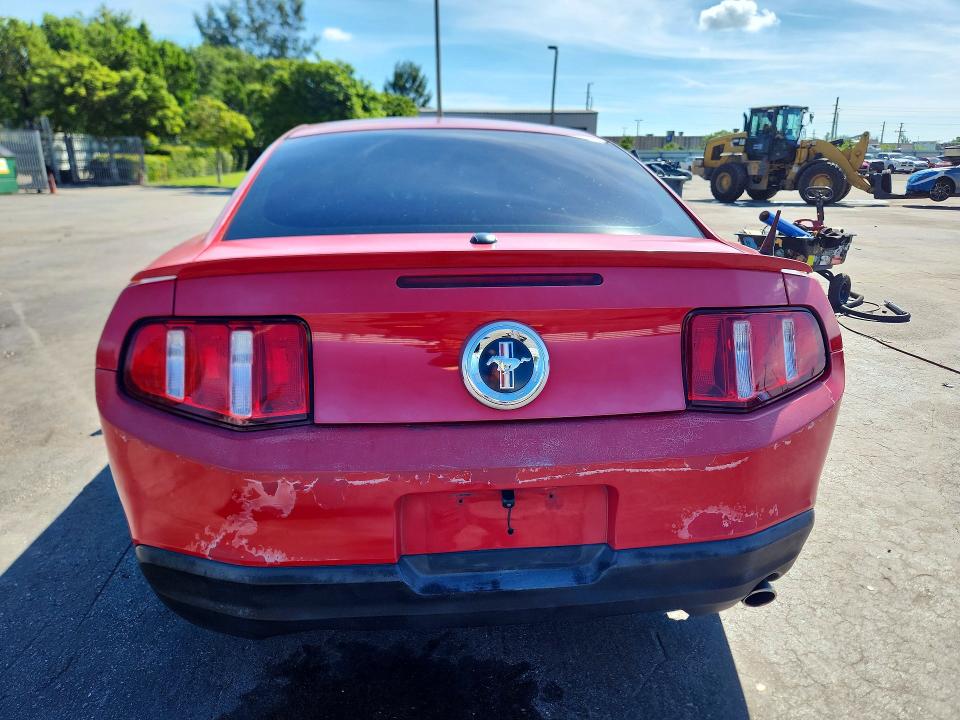 Продаж на аукціоні авто 2010 Ford Mustang, vin: 1ZVBP8AN4A5135707, номер лоту: 70678526