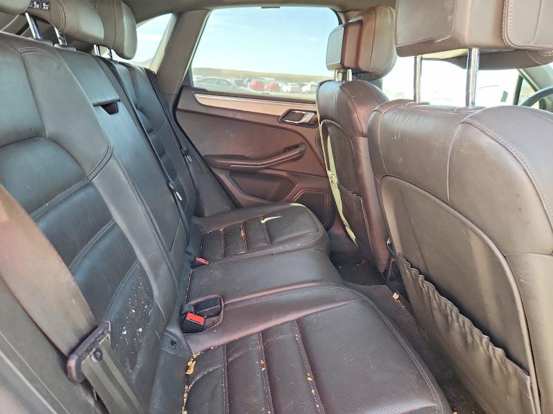 Продажа на аукционе авто 2016 Porsche Macan, vin: WP1AB2A50GLB45986, номер лота: 68812446