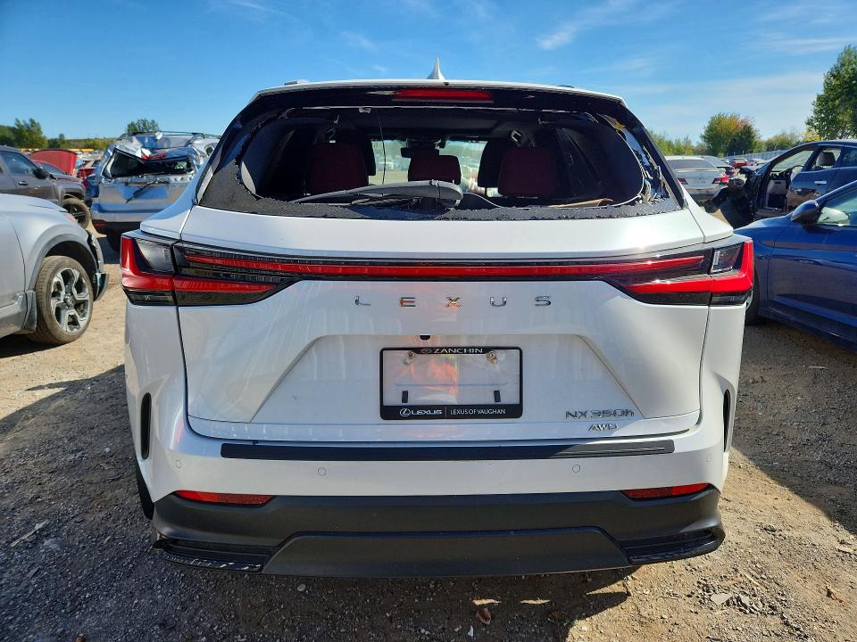 Продажа на аукционе авто 2022 Lexus Nx, vin: 2T2GKCEZ8NC005358, номер лота: 68027056