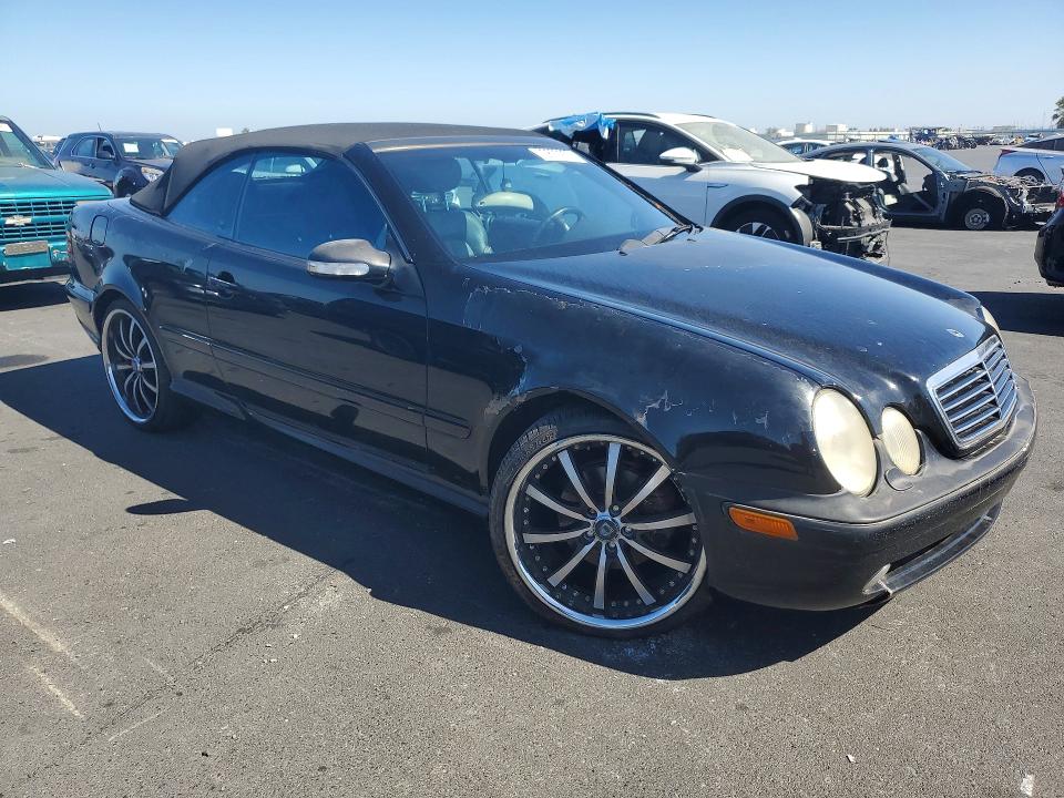 70870906 :رقم المزاد ، WDBLK70G5YT034702 vin ، 2000 Mercedes-benz Clk مزاد بيع