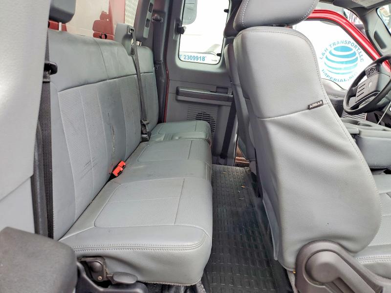 69921846 :رقم المزاد ، 1FD0X5HT7FED10726 vin ، 2015 Ford F550 مزاد بيع