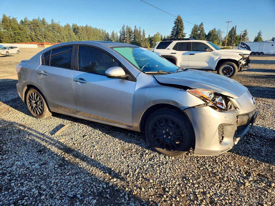69068316 :رقم المزاد ، JM1BL1UG2C1611059 vin ، 2012 Mazda 3 مزاد بيع
