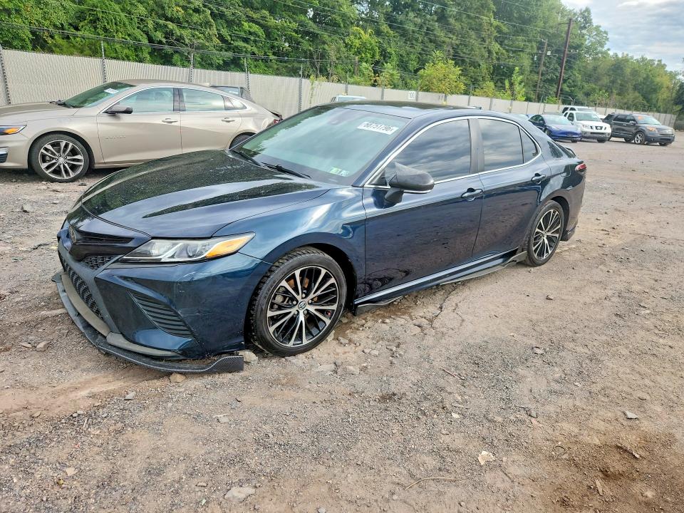 68751796 :رقم المزاد ، 4T1B11HK1KU280276 vin ، 2019 Toyota Camry مزاد بيع