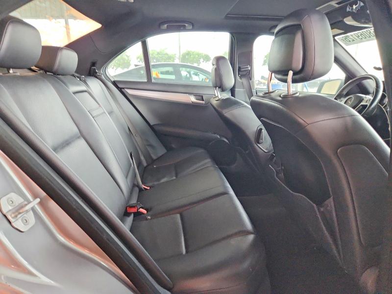 2014 Mercedes-benz C მანქანა იყიდება აუქციონზე, vin: WDDGF4HB2EA948837, აუქციონის ნომერი: 68069126