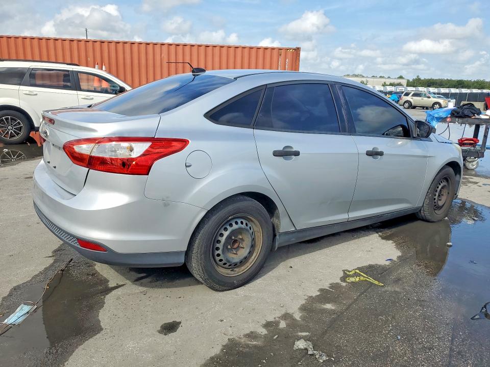 69202046 :رقم المزاد ، 1FAHP3E22CL193920 vin ، 2012 Ford Focus مزاد بيع