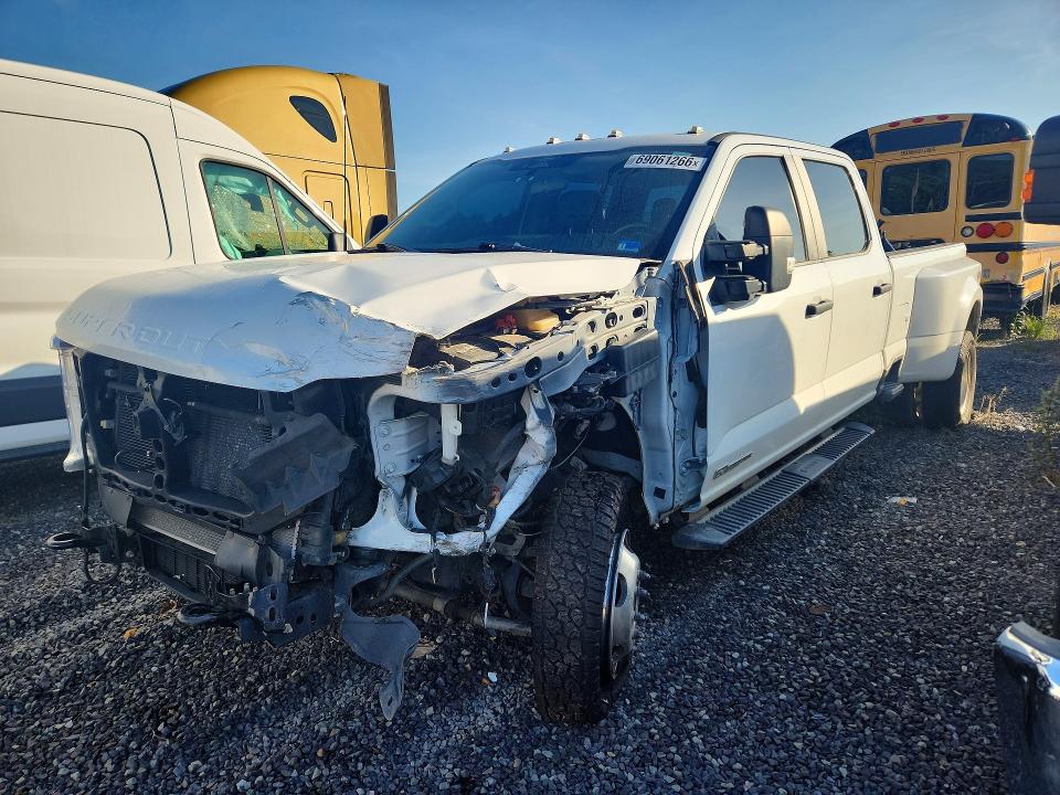 Auction sale of the 2024 Ford F350, vin: 1FT8W3DT5REC29314, lot number: 69061266