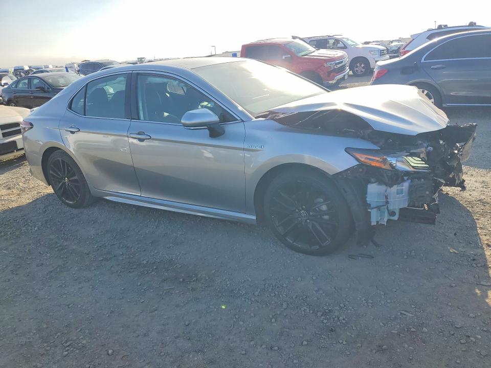 Продаж на аукціоні авто 2021 Toyota Camry, vin: 4T1K31AK2MU551174, номер лоту: 69990466