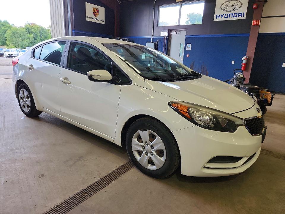 Продажа на аукционе авто 2015 Kia Forte, vin: KNAFX4A63F5393842, номер лота: 70156346