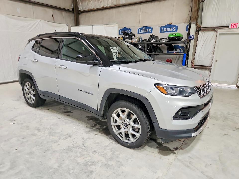 Продажа на аукционе авто 2025 Jeep Compass, vin: 3C4NJDCN5ST504972, номер лота: 67567676