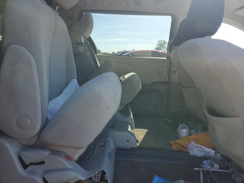 67783296 :رقم المزاد ، 5TDKK3DC4ES436301 vin ، 2014 Toyota Sienna مزاد بيع