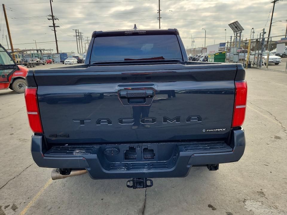 69999946 :رقم المزاد ، 3TYLC5LN2ST033160 vin ، 2025 Toyota Tacoma مزاد بيع