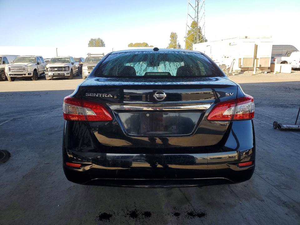 Продажа на аукционе авто 2015 Nissan Sentra, vin: 3N1AB7AP9FL679526, номер лота: 70500896
