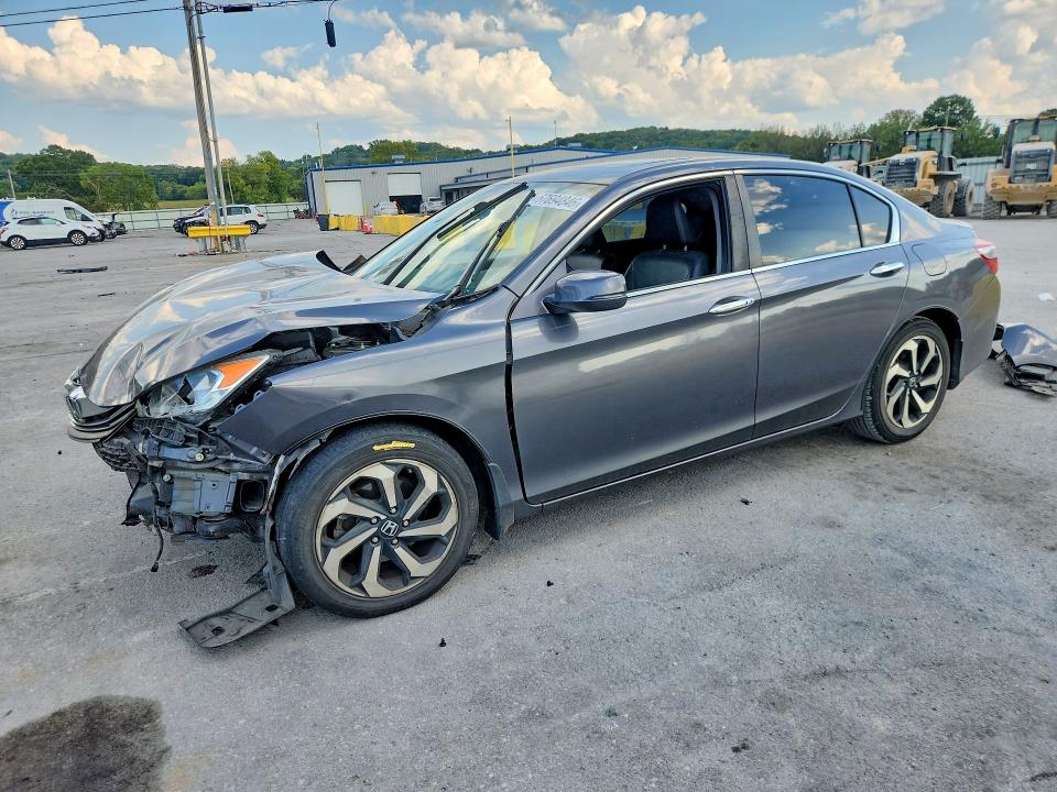 Auction sale of the 2017 Honda Accord, vin: 1HGCR2F86HA084599, lot number: 67694846