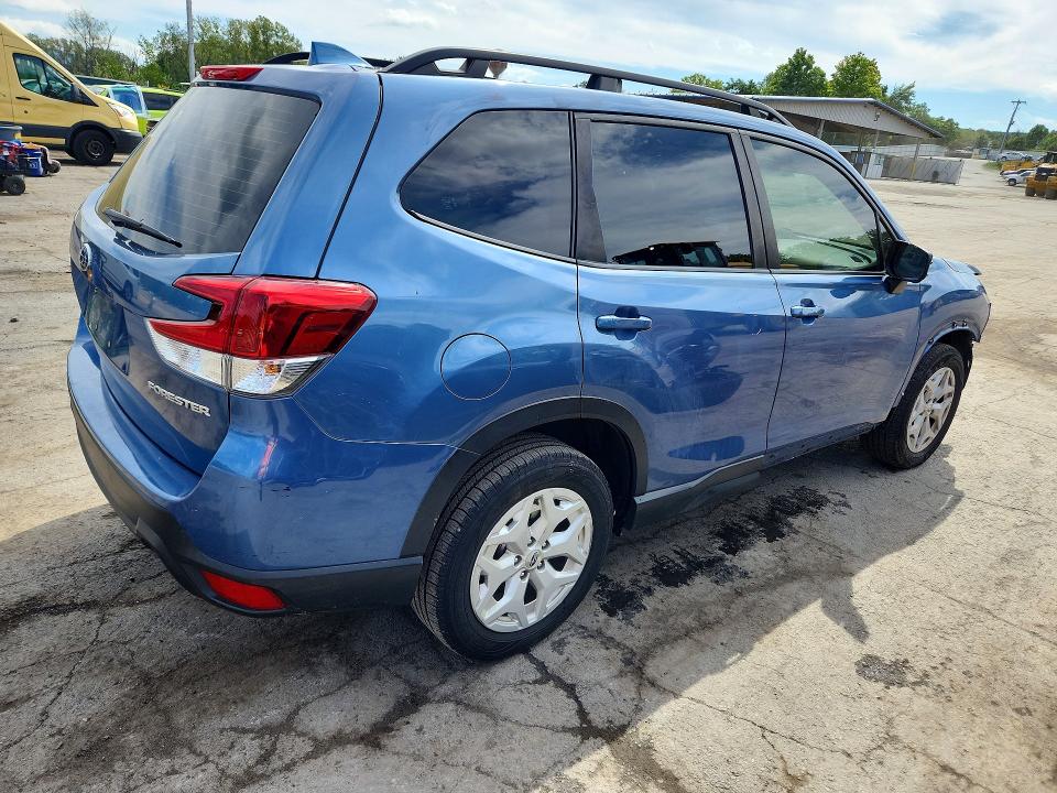 68059916 :رقم المزاد ، JF2SKACC3NH405343 vin ، 2022 Subaru Forester مزاد بيع