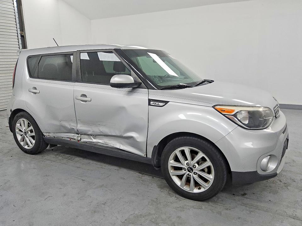 2019 Kia Soul მანქანა იყიდება აუქციონზე, vin: KNDJP3A57K7673051, აუქციონის ნომერი: 69229906