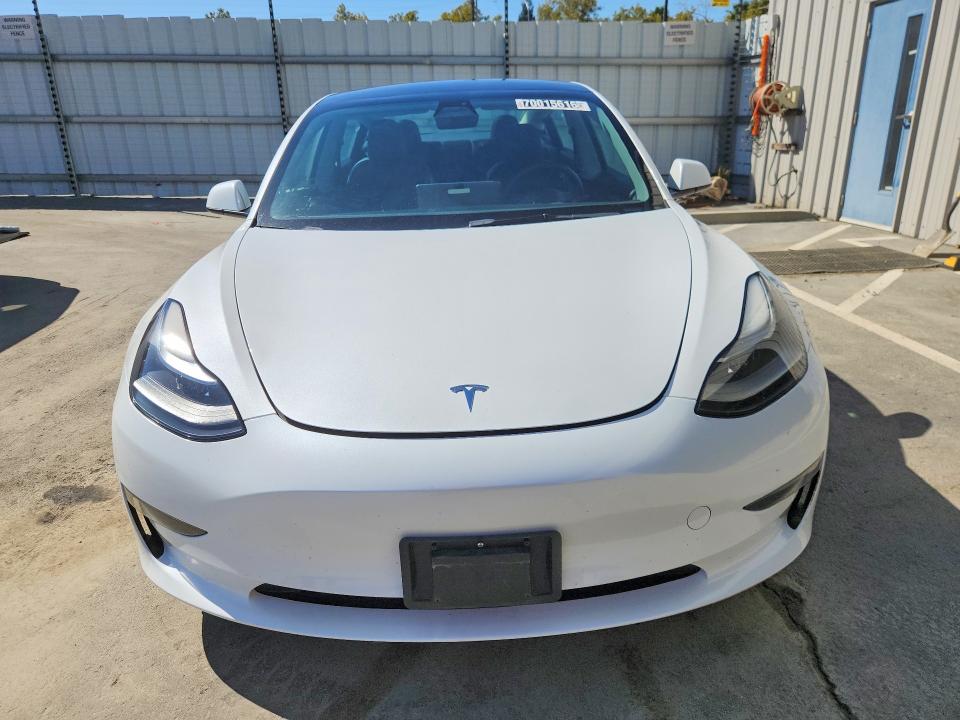 Продажа на аукционе авто 2023 Tesla Model 3, vin: 5YJ3E1EA8PF452294, номер лота: 70015616