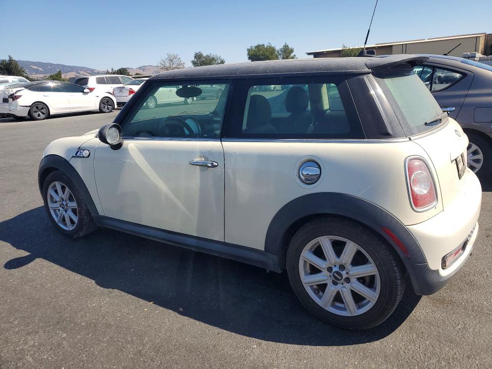 Продаж на аукціоні авто 2011 Mini Cooper, vin: WMWSV3C56BTY21671, номер лоту: 70267096