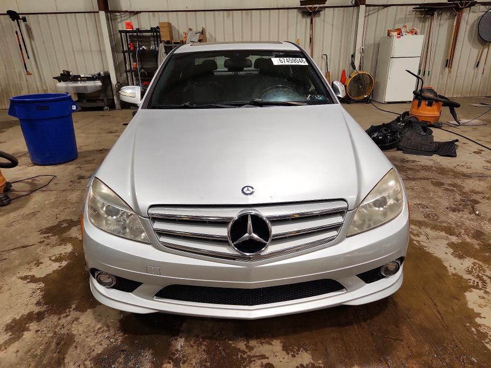 2009 Mercedes-benz C მანქანა იყიდება აუქციონზე, vin: WDDGF54XX9R079905, აუქციონის ნომერი: 67459046