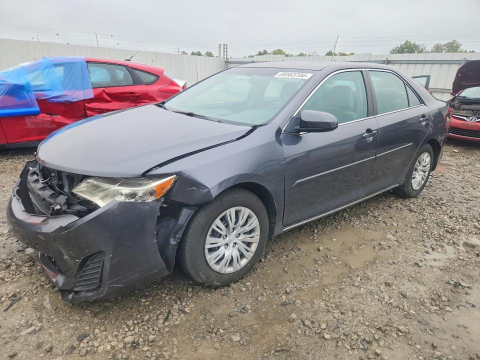 69563706 :رقم المزاد ، 4T4BF1FK2ER360183 vin ، 2014 Toyota Camry مزاد بيع