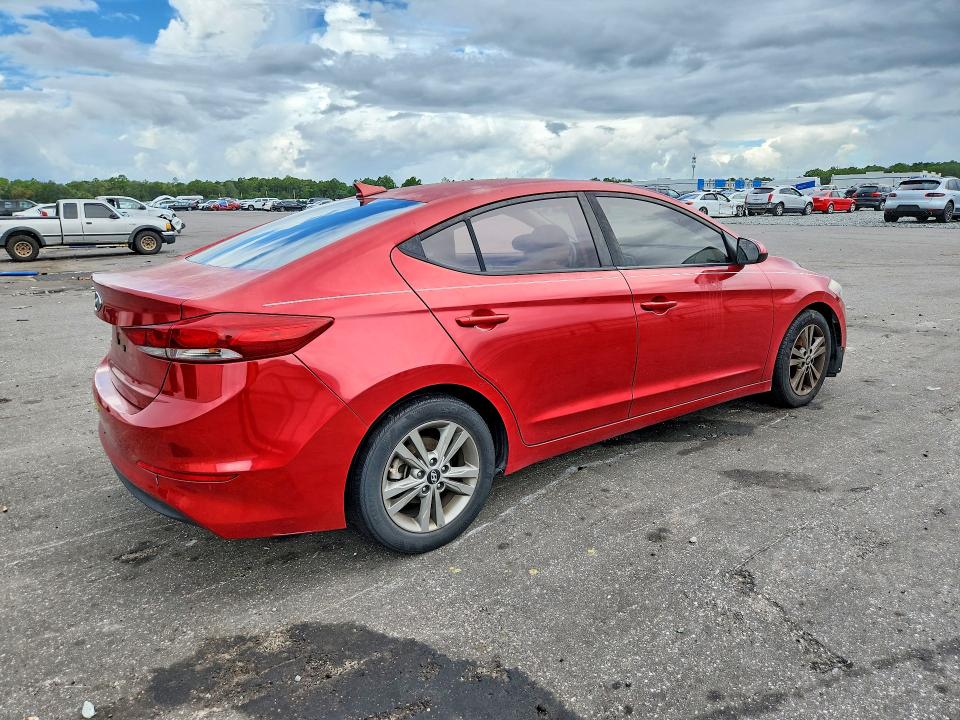 Продажа на аукционе авто 2018 Hyundai Elantra, vin: 5NPD84LF3JH353581, номер лота: 67887166
