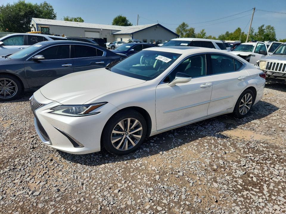 68971356 :رقم المزاد ، 58ADA1C11MU008779 vin ، 2021 Lexus Es مزاد بيع