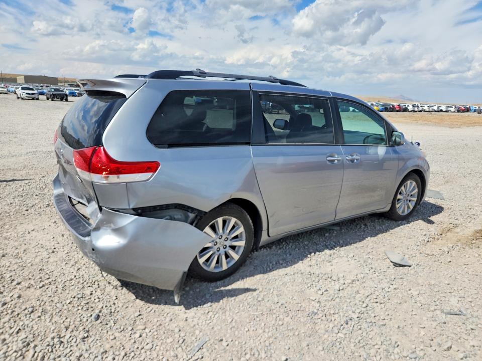 Aukcja sprzedaży 2013 Toyota Sienna, vin: 5TDDK3DC9DS056748, numer aukcji: 68864386