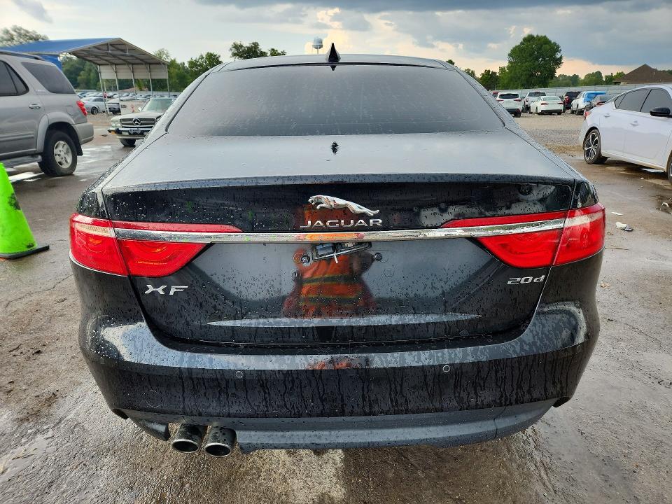 Aukcja sprzedaży 2017 Jaguar Xf, vin: SAJBD4BN8HCY32324, numer aukcji: 66852746