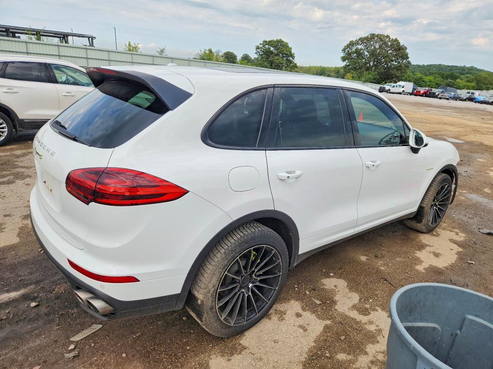 Aukcja sprzedaży 2016 Porsche Cayenne, vin: WP1AE2A25GLA17112, numer aukcji: 67258986