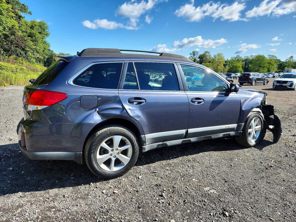 68824806 :رقم المزاد ، 4S4BRBLC9E3285136 vin ، 2014 Subaru Outback مزاد بيع