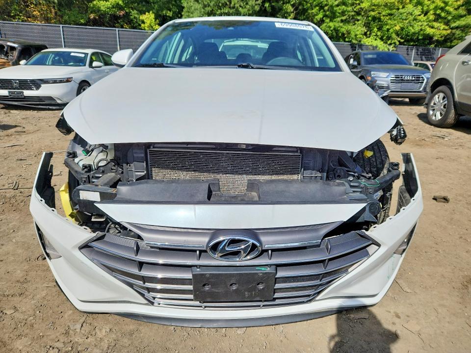 69908026 :رقم المزاد ، 5NPD84LF4LH574609 vin ، 2020 Hyundai Elantra مزاد بيع