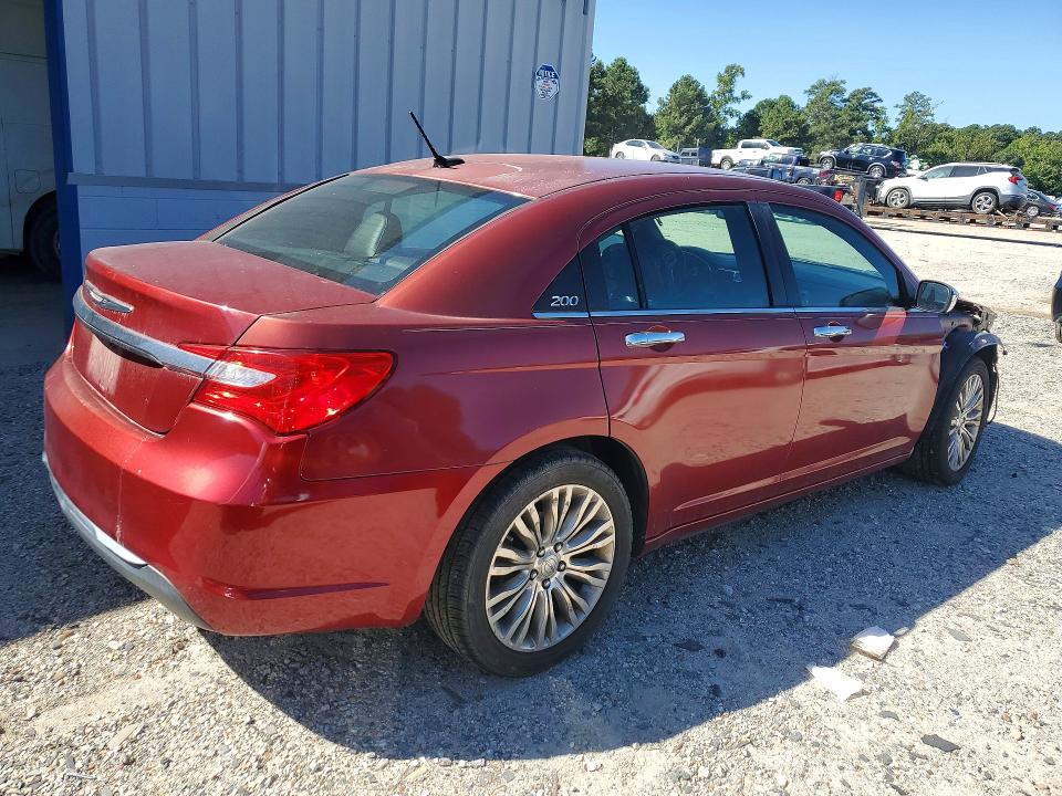 68065996 :رقم المزاد ، 1C3CCBCG8DN650250 vin ، 2013 Chrysler 200 مزاد بيع