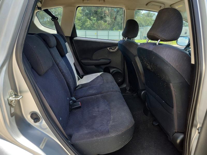 2013 Honda Fit მანქანა იყიდება აუქციონზე, vin: JHMGE8H55DC005731        , აუქციონის ნომერი: 68052336