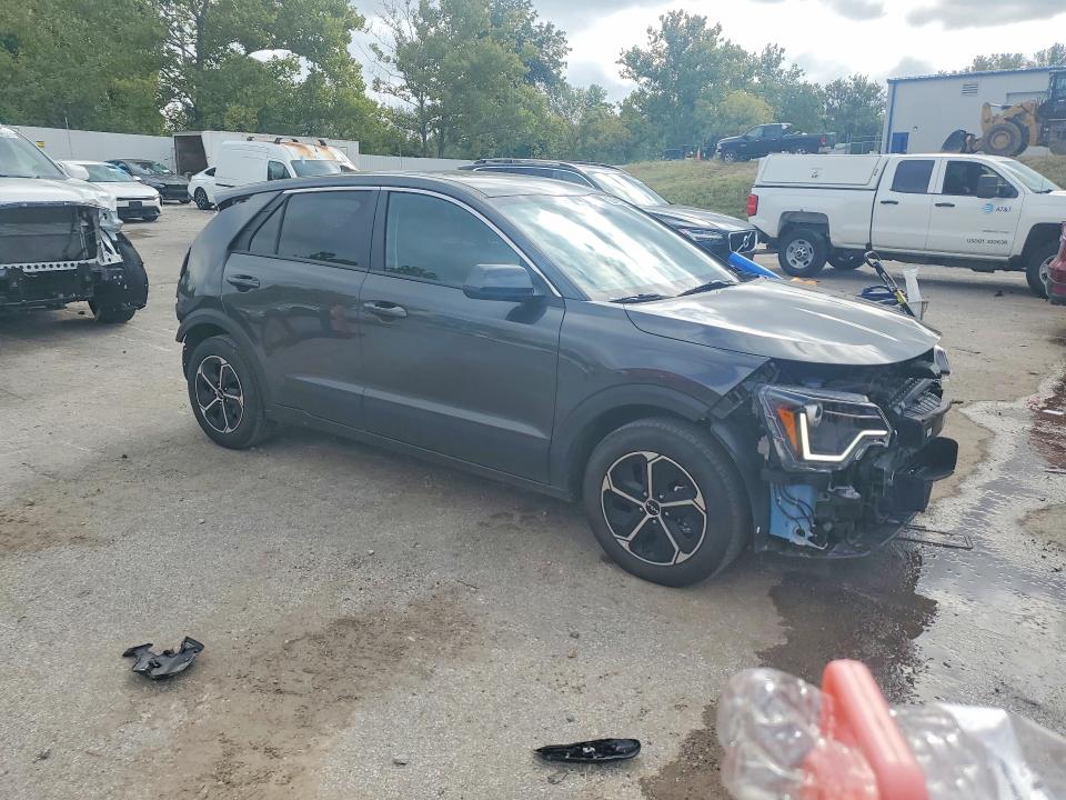 70101566 :رقم المزاد ، KNDCP3LE1T5356675 vin ، 2026 Kia Niro مزاد بيع