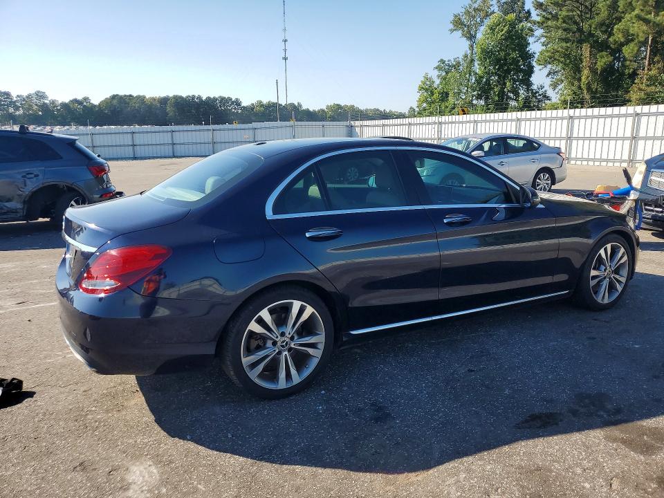 2018 Mercedes-benz C მანქანა იყიდება აუქციონზე, vin: 55SWF4JB8JU265976, აუქციონის ნომერი: 69411006