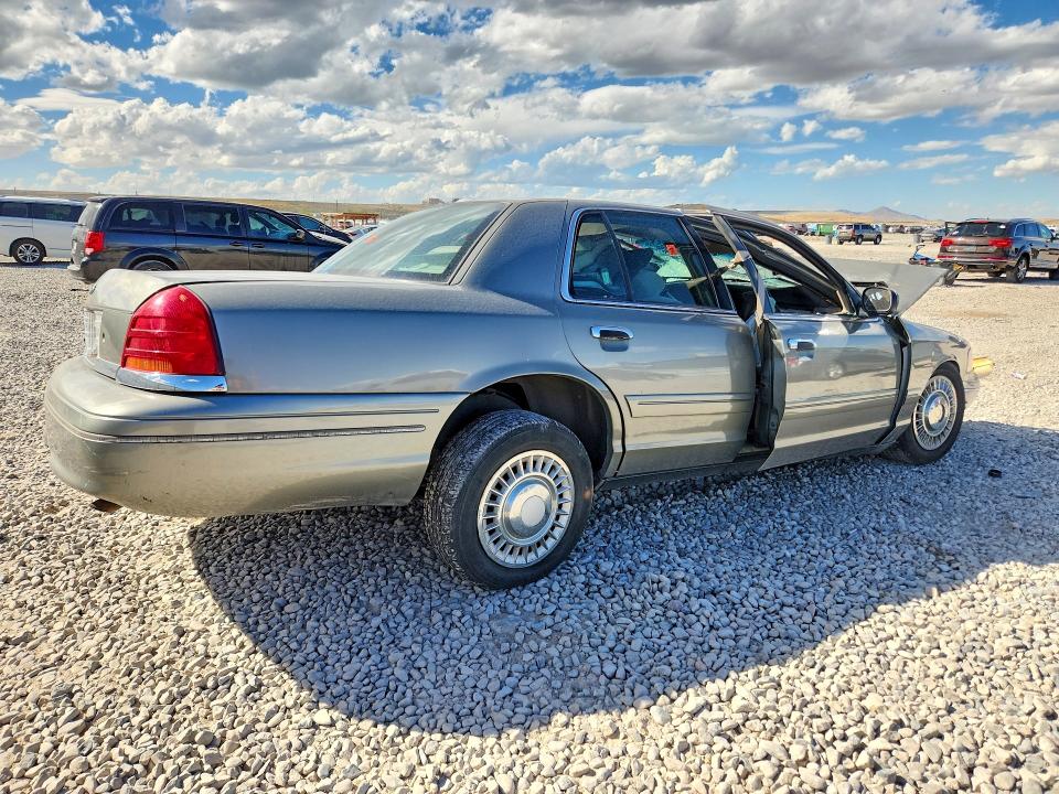 Aukcja sprzedaży 2000 Ford Crown Victoria, vin: 2FAFP73W7YX158126, numer aukcji: 69585876