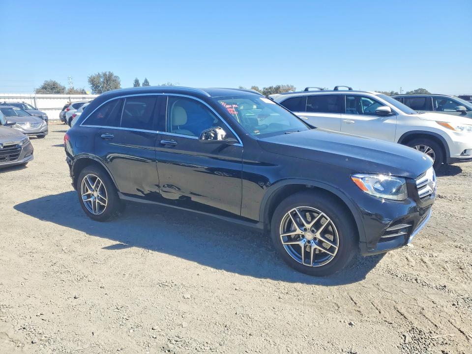 70730546 :رقم المزاد ، WDC0G4KB4GF085945 vin ، 2016 Mercedes-benz Glc مزاد بيع