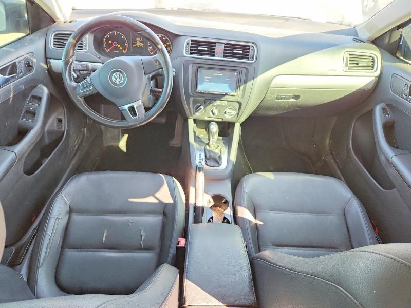71303716 :رقم المزاد ، 3VWLL7AJ2BM086252 vin ، 2011 Volkswagen Jetta مزاد بيع