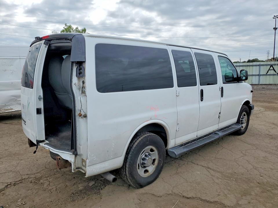 Aukcja sprzedaży 2015 Chevrolet Express G2500, vin: 1GBWGRFF0F1177757, numer aukcji: 68598236