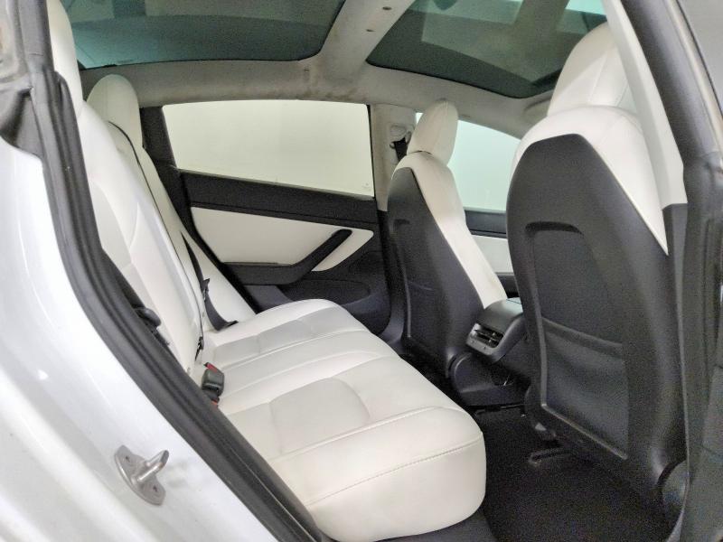 Продажа на аукционе авто 2018 Tesla Model 3, vin: 5YJ3E1EA6JF169755, номер лота: 69059926