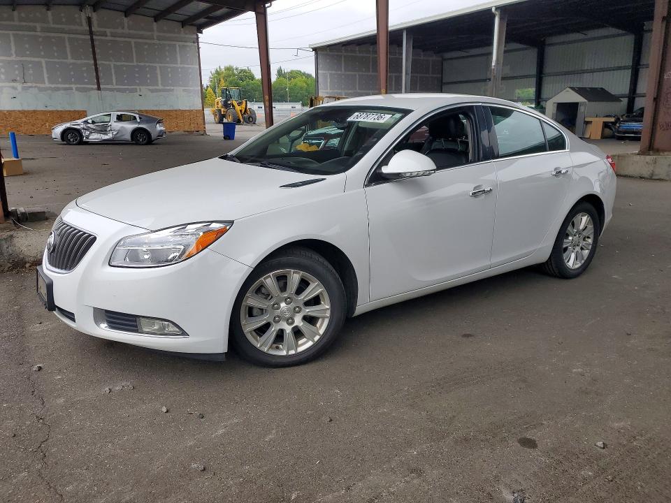 68787736 :رقم المزاد ، 2G4GS5ER1D9233793 vin ، 2013 Buick Regal مزاد بيع
