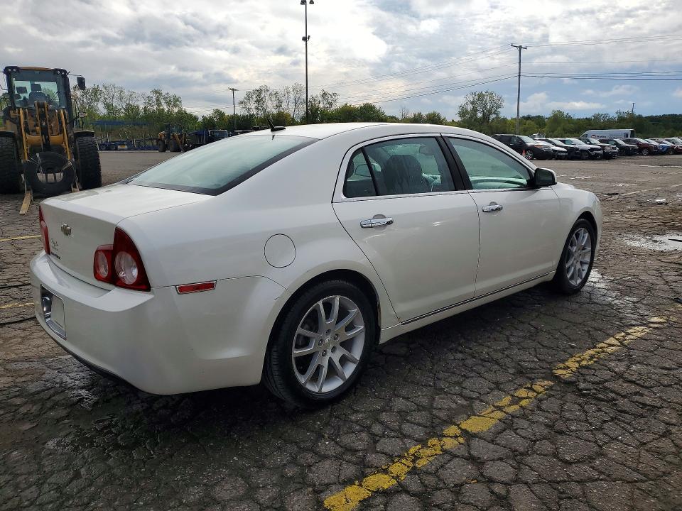 69601926 :رقم المزاد ، 1G1ZE5E15BF257185 vin ، 2011 Chevrolet Malibu مزاد بيع