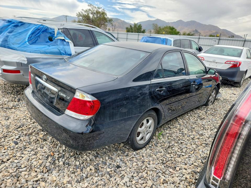 68703626 :رقم المزاد ، 4T1BE32K66U126449 vin ، 2006 Toyota Camry مزاد بيع