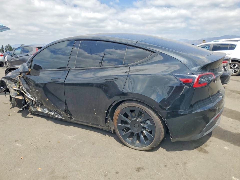 Продаж на аукціоні авто 2025 Tesla Model Y, vin: 7SAYGDED7SF219854, номер лоту: 69943096